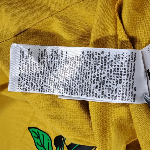 Levi's Cherry Branch Dark Yellow Logo Graphic Tee Relaxed Fit VG+ XXL - Picture 8 of 11